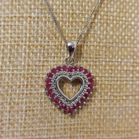 Italian 925 Sterling Silver & Red Rubies 3/4" Heart Pendant 16" Necklace - Picture 2 of 6